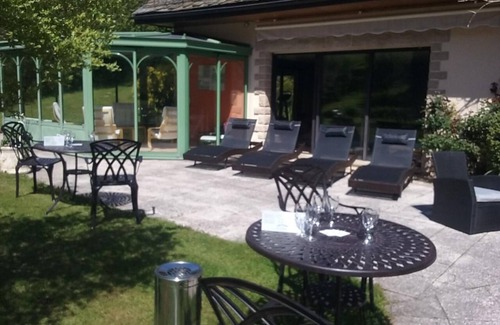 La Bourboule House | Gîte avec Piscine Intérieure, Jacuzzi et Salle de Fitness