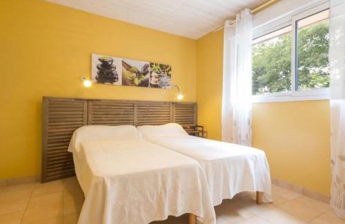 Guemene-Penfao House | Family-Friendly Gîte in the Heart of Don Valley with Garden