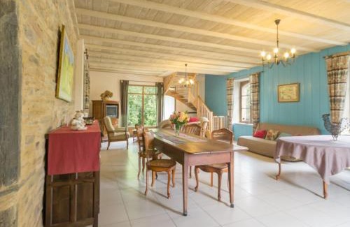 Guemene-Penfao House | Family-Friendly Gîte in the Heart of Don Valley with Garden