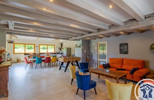 Echemire House | Family-Friendly Gîte with Private Pool near Angers