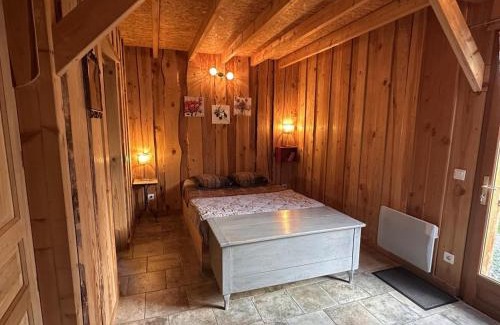 Vernusse House | Family-Friendly Retreat with Heated Pool & Sauna