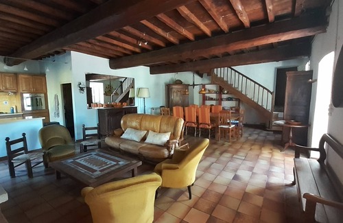 Les Brunels House | Family Retreat Nestled in Nature - Guest Rated 10/10