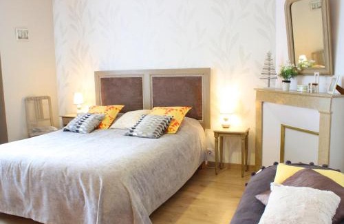 Cindre House | Experience Comfort at House Les guérichauds in Your Getaway