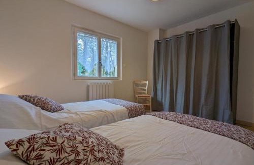 Puyreaux House | Family-Friendly Gîte with Garden and Outdoor Activities