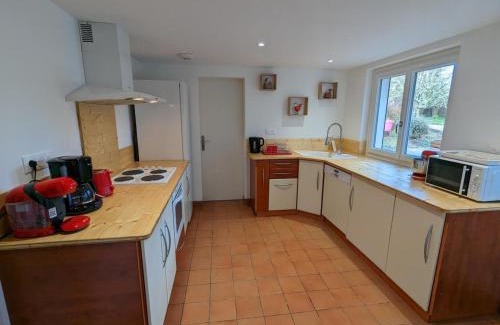 Puyreaux House | Family-Friendly Gîte with Garden and Outdoor Activities