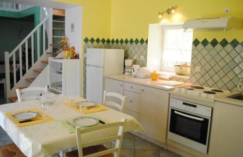 Lentigny House | Family-Friendly Gîte with Garden & Modern Amenities in Lentigny