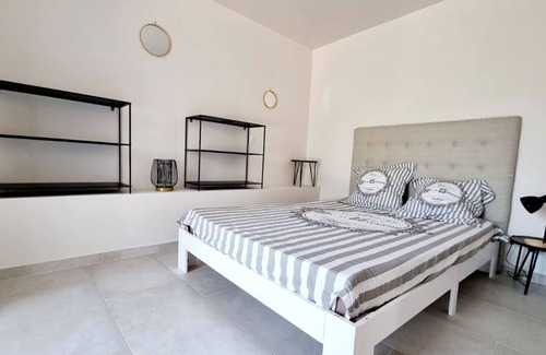 Roche-Saint-Secret Other | Tranquil Gîte for Nature Lovers with Family-Friendly Amenities