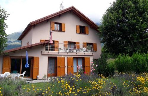 Saint-Jacques-en-Valgodemard Apartment | Exceptional Gîte "Entre Champsaur et Valgodemard" - Child Friendly