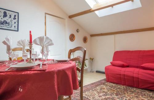 Saint-Philbert-de-Grand-Lieu House | Comfortable Gîte Near Nantes with Private Relaxation Area