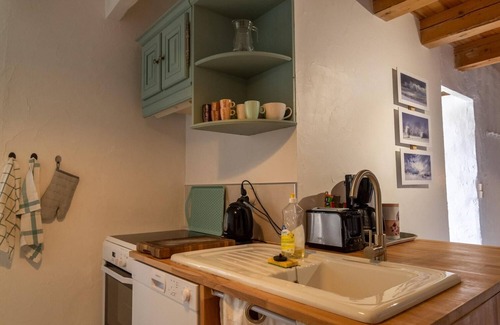 Saint-Pierre-des-Tripiers House | Family-Friendly Gîte Le Bouldras in Saint-Pierre-des-Tripiers