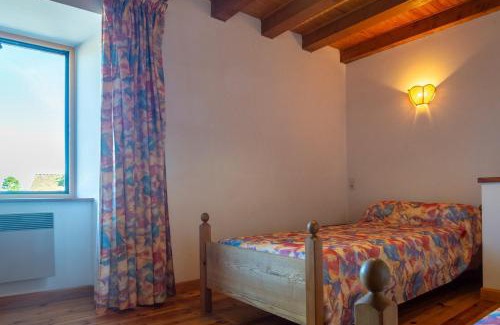 La Fage-Saint-Julien House | Family-Friendly Gites de France for Memorable Getaways