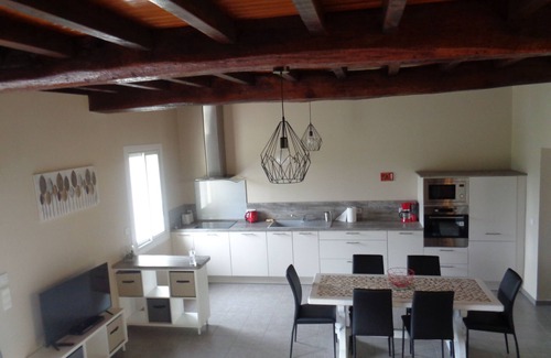 Monein House | Gîte Gassion: Guest Rated 9.8 with Oceanfront Pool & Spa