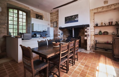 Cenac-et-Saint-Julien Cottage | Discover Gîte Grottes du Périgord with Pool and Spa