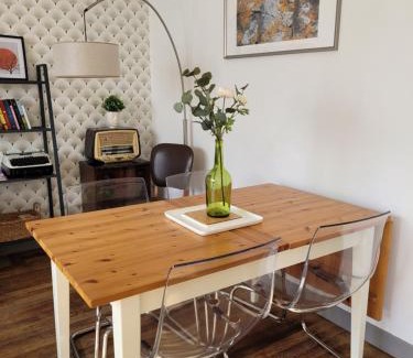 Quineville House | Gîte Homard: Oceanfront Retreat for Families and Pets