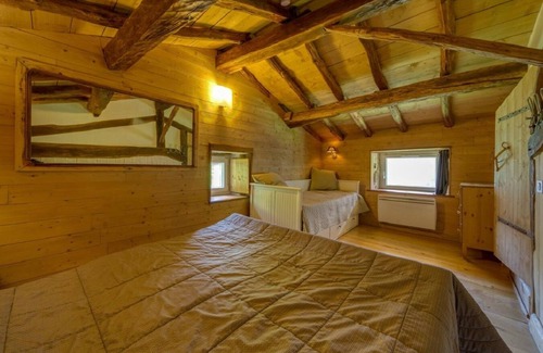 Choranche House | Discover Gîte L'Échappée en Vercors: Family-Friendly Retreat