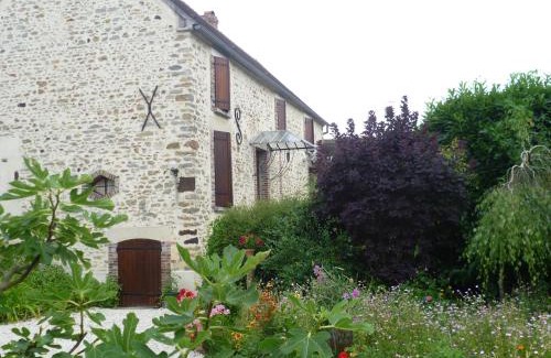 Cheu House | Beachfront Bliss at Gîte l'École Buissonnière - 8.6/10