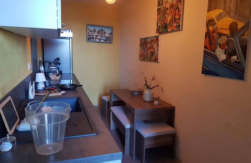 Solenzara Cottage | Oceanfront Gîte L'appart de case vanille - 10/10 Rated Stay