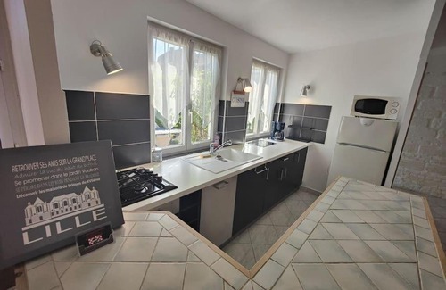 Annappes House | Family-Friendly Gîte l'hirondelle with Great Reviews