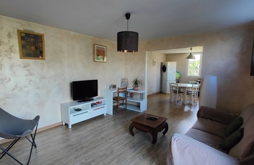 Beaumont-sur-Leze House | Gîte La Bonne Etoile: Family-Friendly Retreat in Beaumont