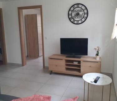 Surpierre House | Gîte La Broye: Oceanfront Retreat with 8.9/10 Rating