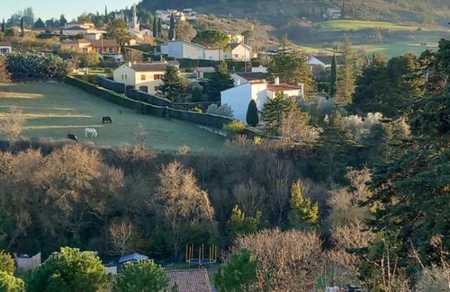 Villeneuve-de-Berg Apartment | Pet-Friendly Gîte la Chaumette: Family-Friendly Retreat