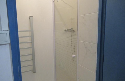 Villeneuve-de-Berg Apartment | Pet-Friendly Gîte la Chaumette: Family-Friendly Retreat