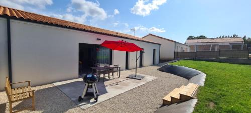 Les Epesses House | Relaxing Retreat at Gîte la Couzinette near Puy du Fou