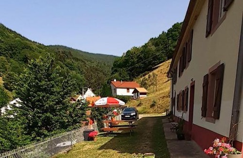 Freland House | Oceanfront Retreat at Gîte La Fonderie - Rated 9.4/10