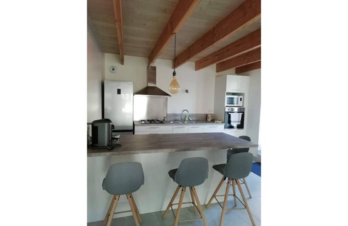 Le Gue-d'Allere House | Cozy Gîte La Forge for 4: Family-Friendly Retreat