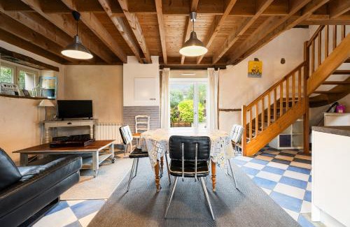 Noyal-Chatillon-sur-Seiche House | Pet-Friendly Gîte La Malcotais - Rated 9/10 by Guests