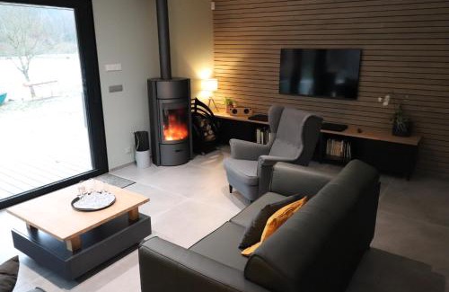 Fauvillers House | Oceanfront Gîte La Guemonce: Family-Friendly Retreat