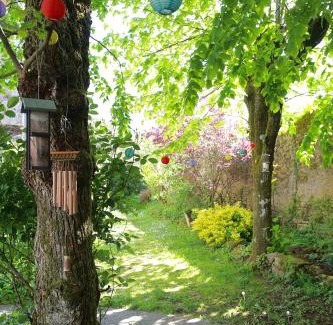 Latille Apartment | Cozy Gîte La Loge des Fées - Pet and Child Friendly Retreat