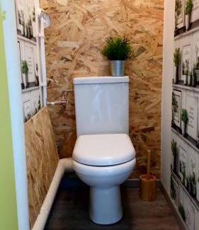 Saint-Floret House | Gîte la maison de Mika: Oceanfront Escape with Pets Welcome