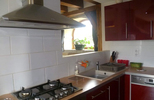 Caniac-du-Causse House | Discover The House of Lompech: Rated 9.8/10 with Pool & Kitchen