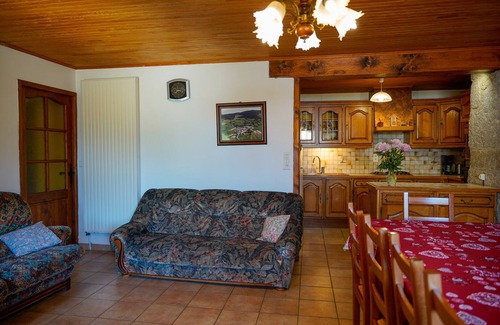Le Malzieu-Forain House | Relax at Gîte "la Margeride" with Pool and Pet-Friendly Stay