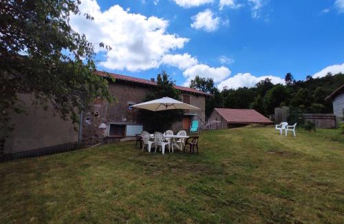 Verrieres-en-Forez House | Family-Friendly Gîte La Mathilde in Monts du Forez