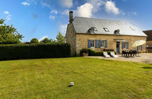 Jayac House | Relax at Gîte La Mauratie: Oceanfront, Family-Friendly Escape