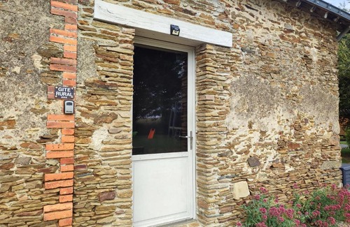 Val d’Erdre-Auxence House | Discover Gîte La Pâquerie: Child-Friendly Retreat, 9.4/10