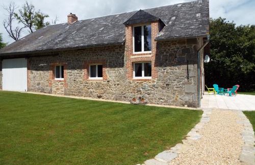 Le Grand-Bourg House | Family-Friendly Gîte La Peyre with Exceptional Guest Rating