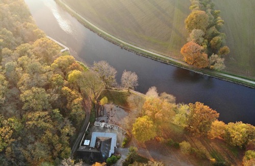Plechatel House | Gîte La Plage Pléchâtel: Family-Friendly Retreat with Breakfast