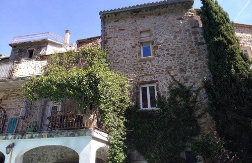 Saint-Jean-de-Valeriscle Apartment | Cozy Gîte "La rose des sables" with Private Pool & Breakfast