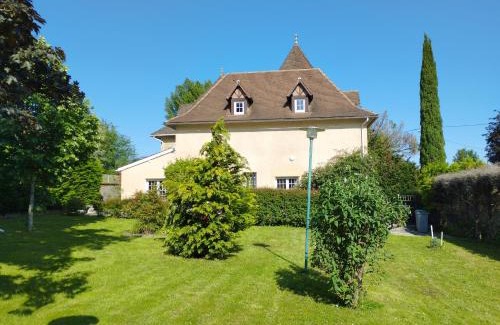 Lacapelle-Marival Apartment | Relaxing Retreat at Gîtes "La Sérénité Marivaloise"