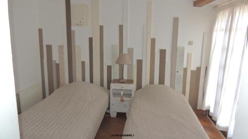 Bellevigne-en-Layon Apartment | Relax at Gîte Layon: Family-Friendly Escape with Pool