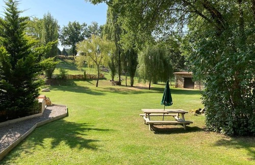 Chazelles Apartment | Family-Friendly Gîte Le Buron with Impressive 9/10 Rating