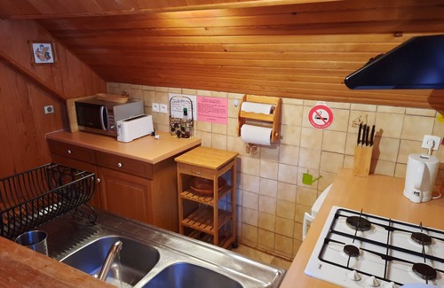 Gedre House | Lake View Retreat: The Attic Apartment with Spa & Kitchen