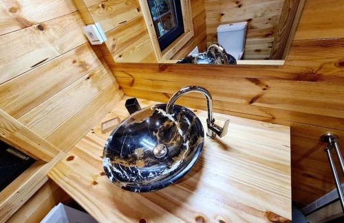 Abreschviller Ski Chalet | Relax at Gîte le Chalet Aura with Hot Tub & Ocean View