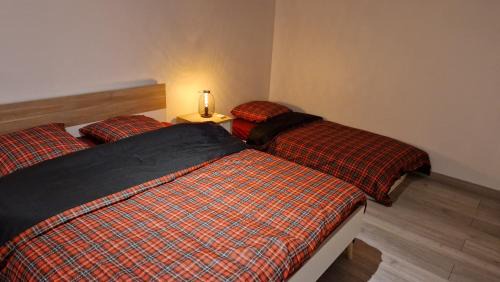 Oye-et-Pallet Apartment | Cozy Gîte le Cham'Oye: Pet & Child Friendly Retreat