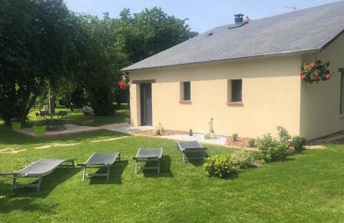 Bosgouet House | Pet-Friendly Getaway at Le Clos de la Bertinière