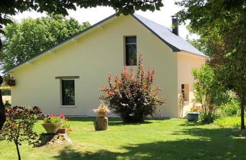 Bosgouet House | Pet-Friendly Getaway at Le Clos de la Bertinière