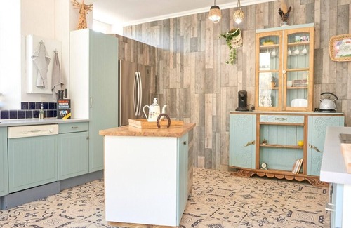 Villalbe Apartment | Relax at Gîte Le Couvent: Pet-Friendly with Spa & Breakfast